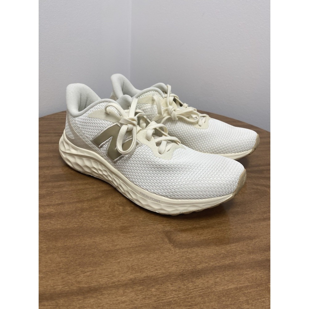 New Balance Women's Fresh Foam Arishi v4 WARISRA 4 Size 8 B Run Walk Jog‎ Train